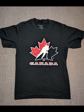 Canada Hockey Logo Black Short Sleeve T-Shirt